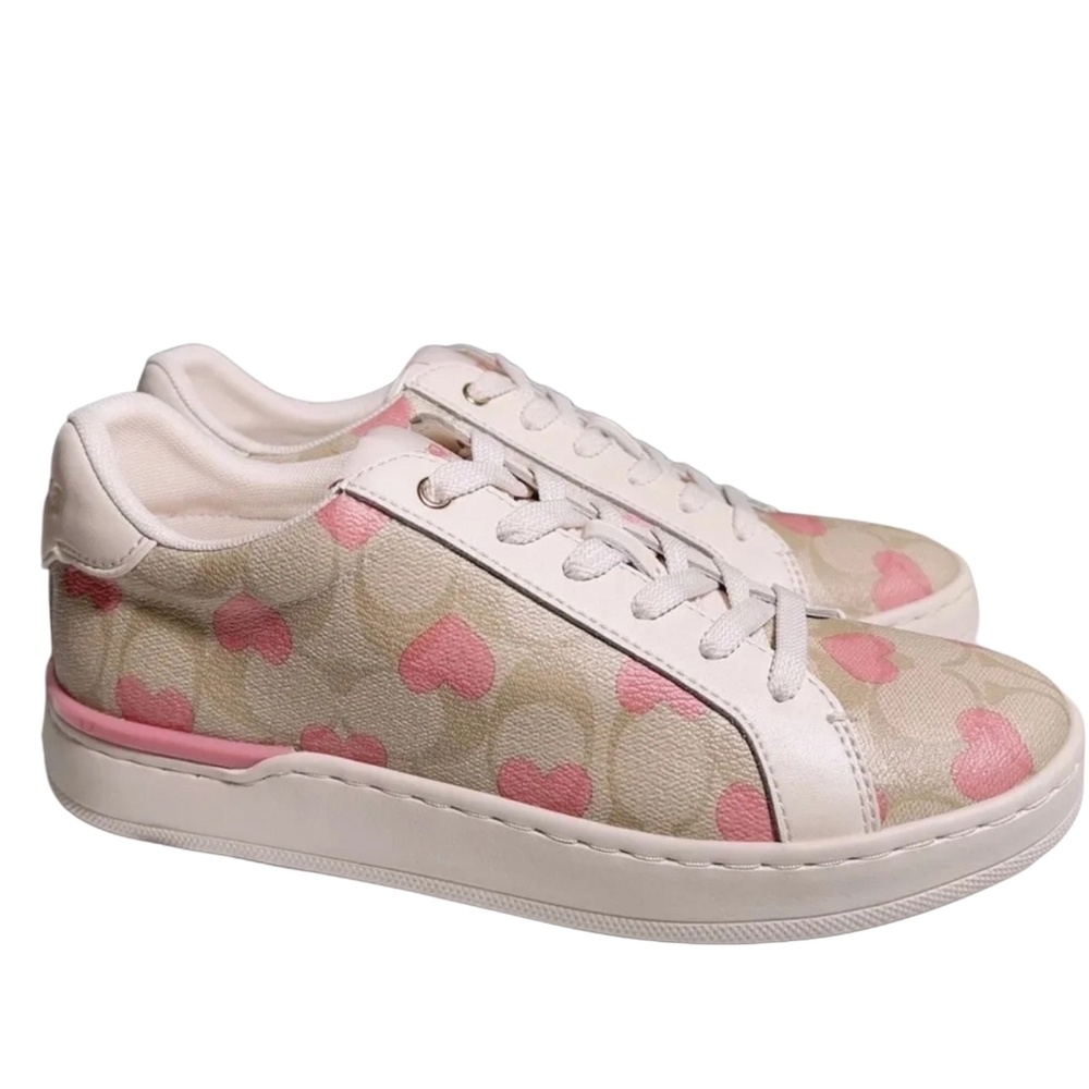 COACH LOWTOP SNEAKERS SIZE 11 SIGNATURE CANVAS HEARTS COLLECTION